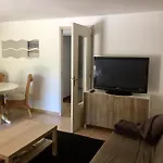 Rdc Dans Maison Ilolil A 1km De La Coudoulière Appartement
